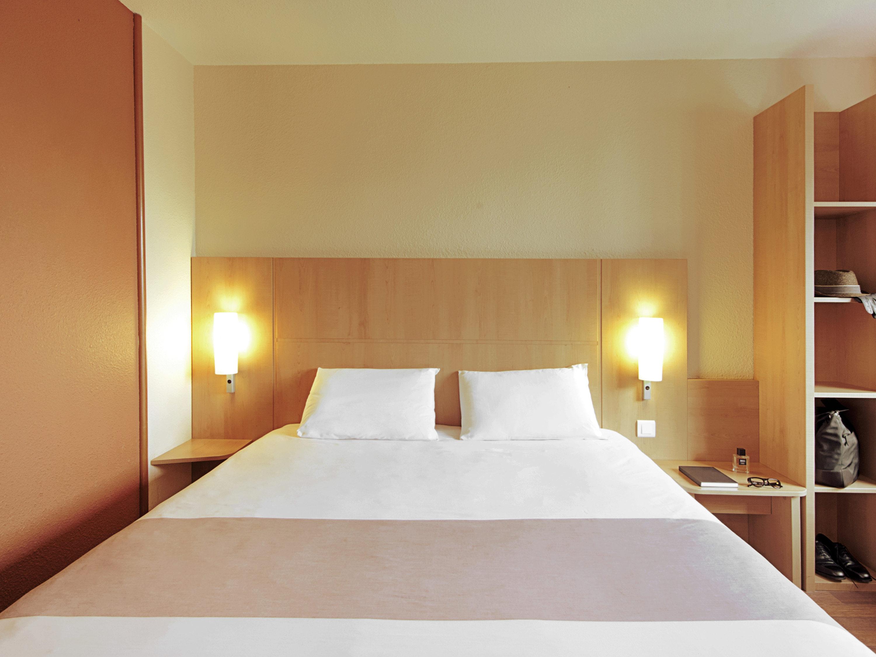Hotel Ibis Paris Tour Eiffel Cambronne 15ème Esterno foto