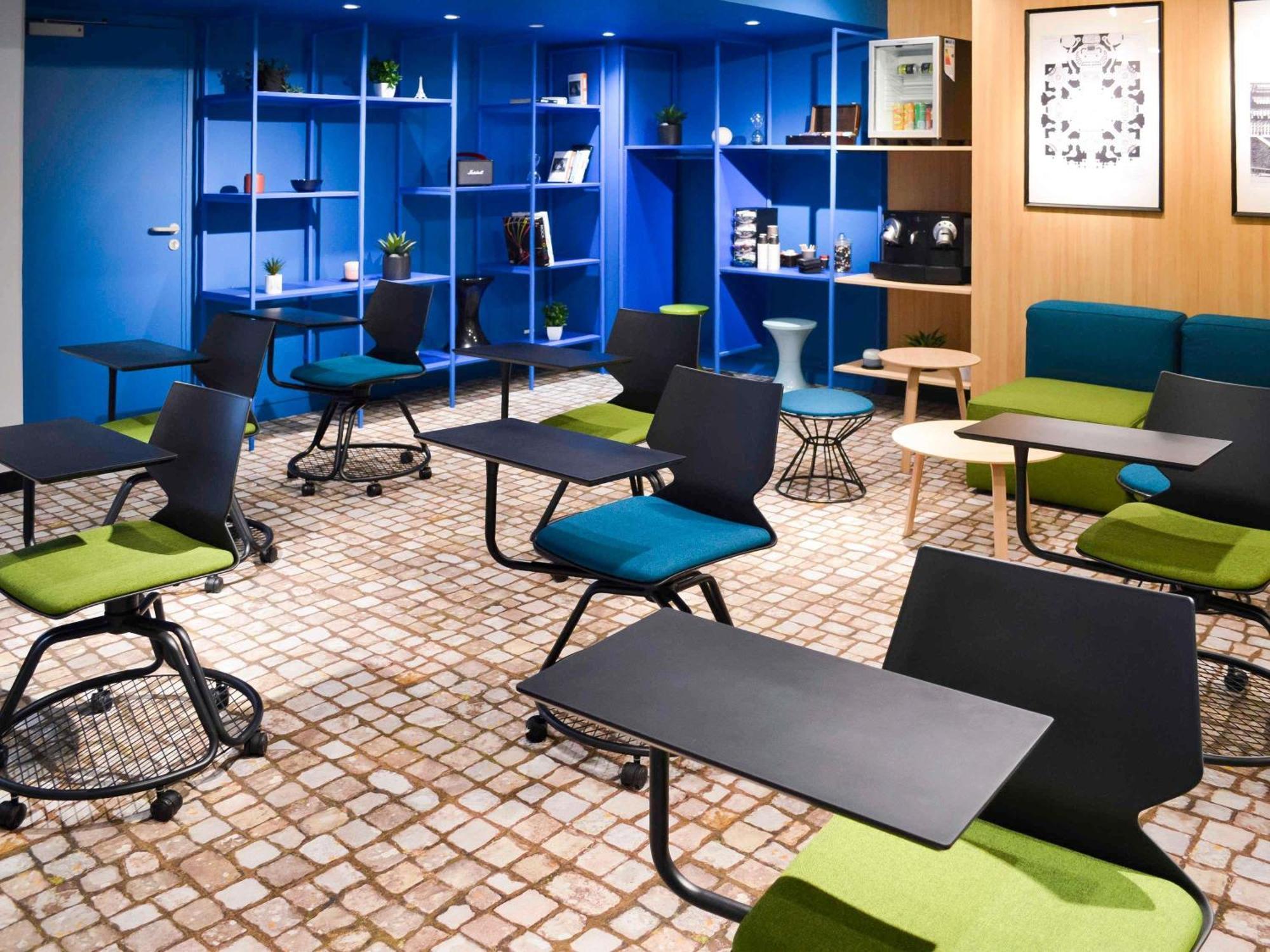 Hotel Ibis Paris Tour Eiffel Cambronne 15ème Esterno foto